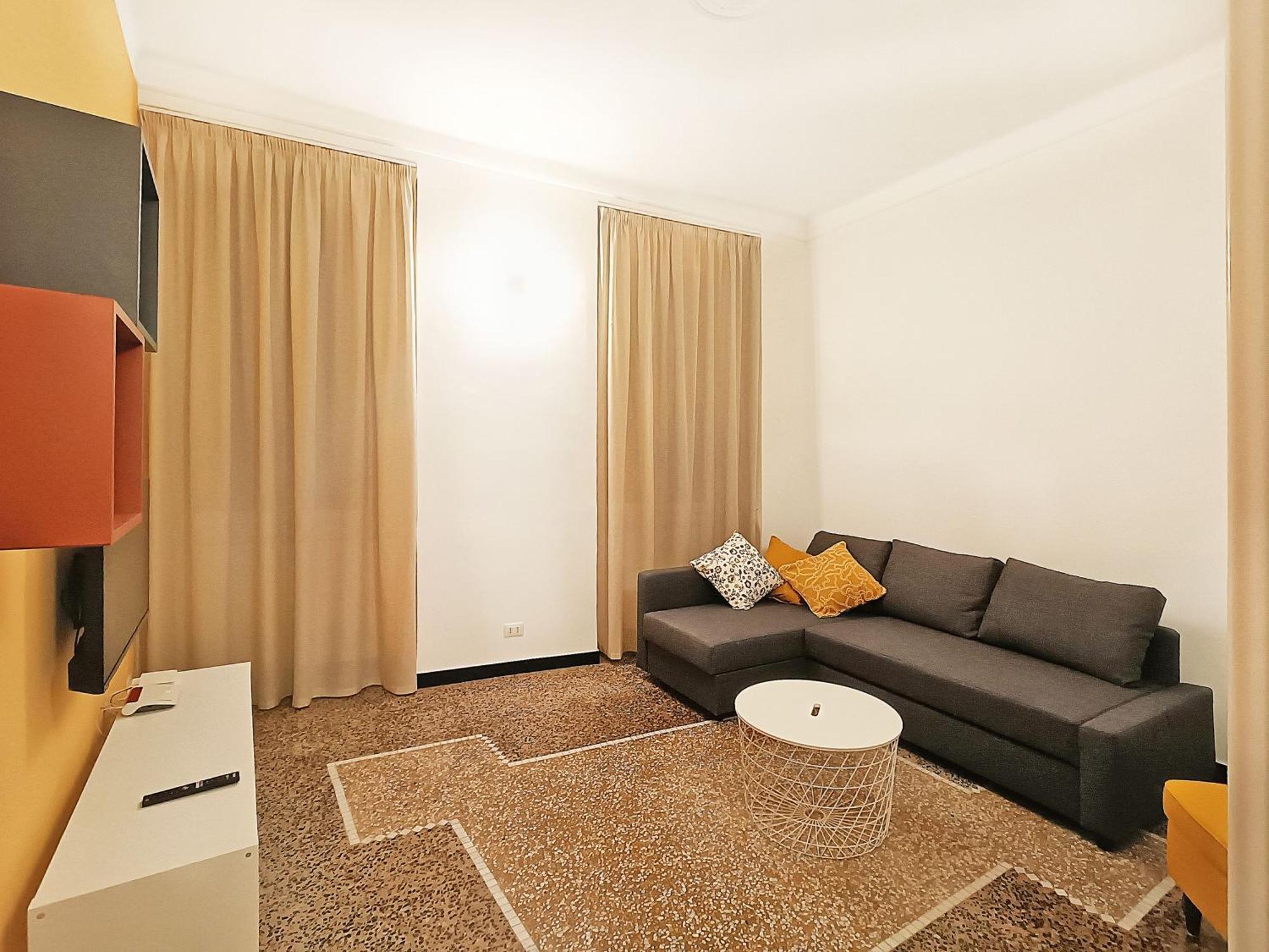 Ravecca Corner Centro Citta' Apartment Genoa Ngoại thất bức ảnh