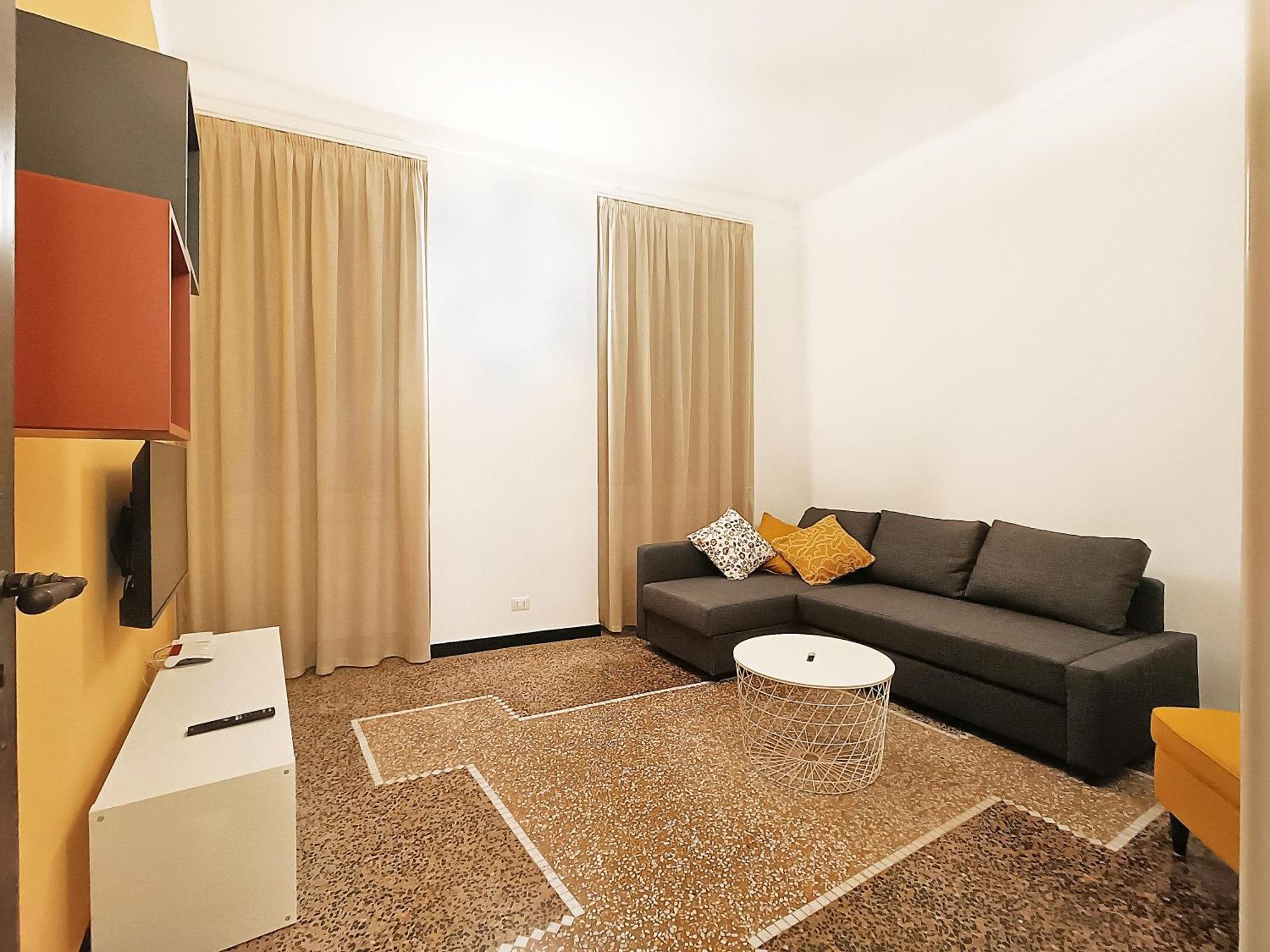 Ravecca Corner Centro Citta' Apartment Genoa Ngoại thất bức ảnh